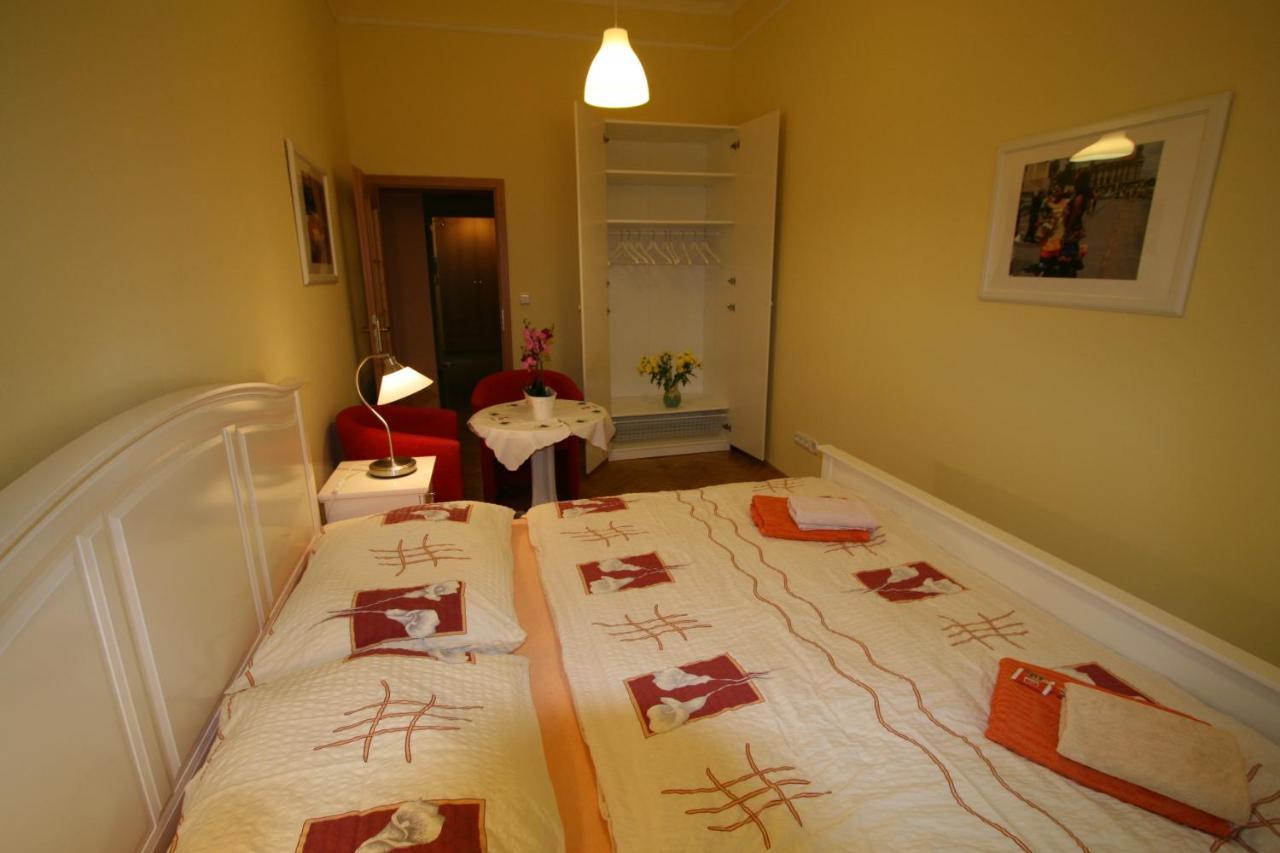 Apartment No. 12 Trziste 29 カルロヴィ・ヴァリ エクステリア 写真
