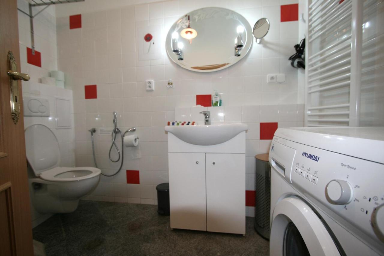 Apartment No. 12 Trziste 29 カルロヴィ・ヴァリ エクステリア 写真
