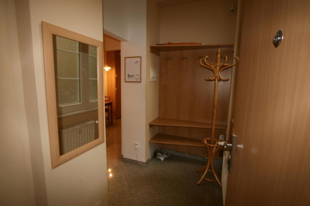 Apartment No. 12 Trziste 29 カルロヴィ・ヴァリ エクステリア 写真